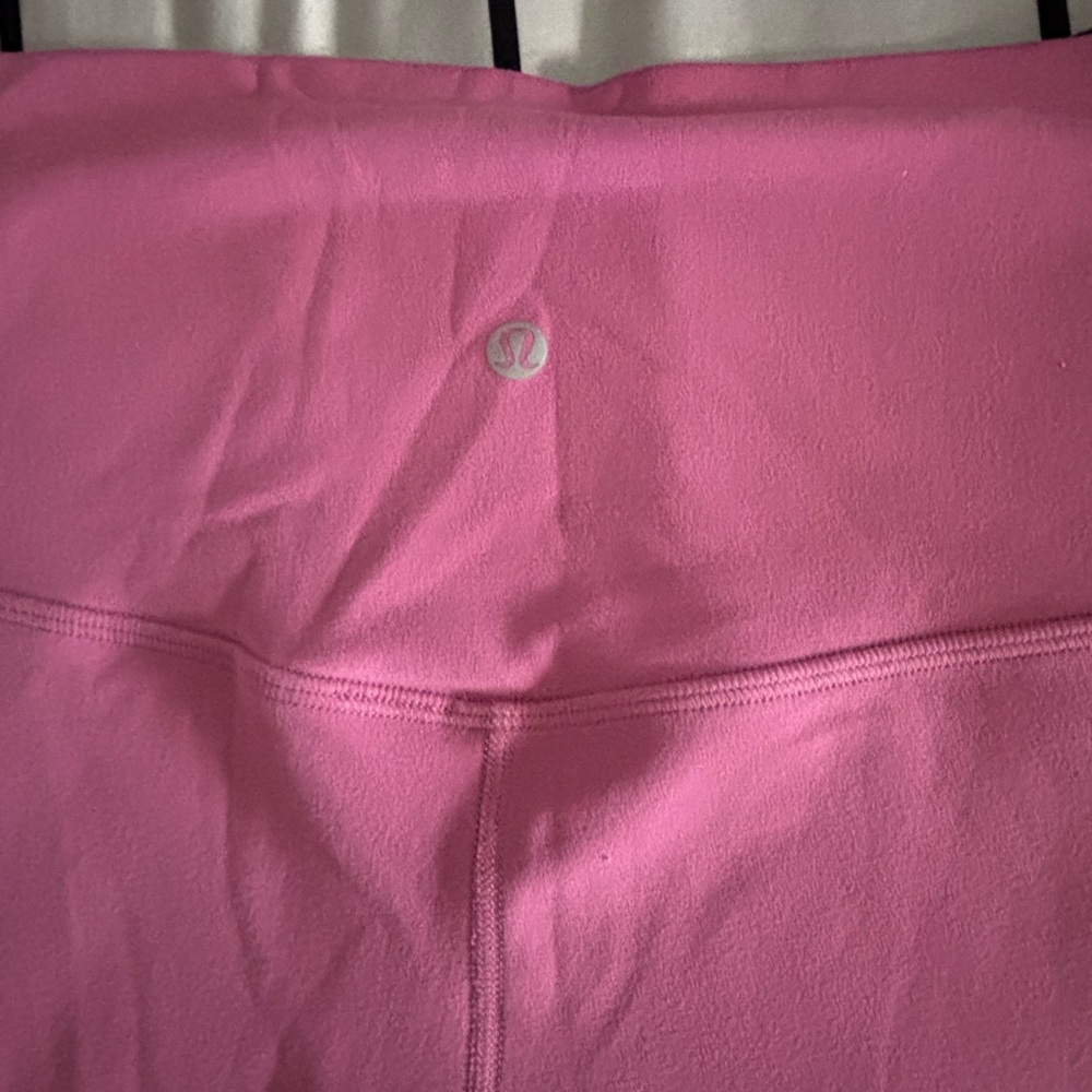 Lululemon 28 ‘ align leggings pink color NEVER WORN